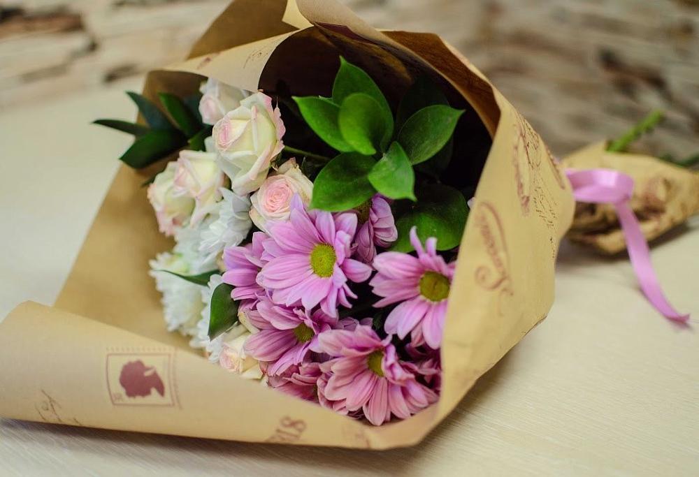 Букет цветов из: Розы и Хризантемы в Митякинской