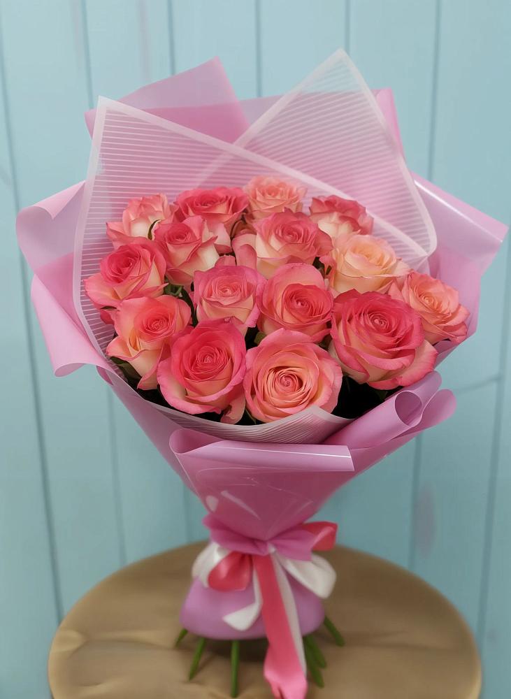 Букет 15 Розовых роз Равель в Митякинской