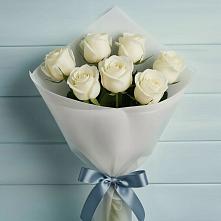 Букет 7 Белых роз Эдлесс Лав в Митякинской