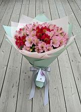 Букет цветов из:  Альстромерии #REPLACE_PRED# Митякинской