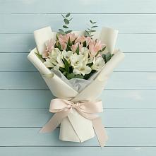 Букет цветов из:  Альстромерии в Митякинской