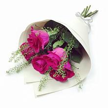 Букет цветов из:  Розы в Митякинской