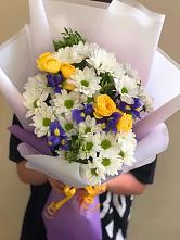 Букет цветов из:  Ирисы, Хризантемы и Розы #REPLACE_PRED# Митякинской