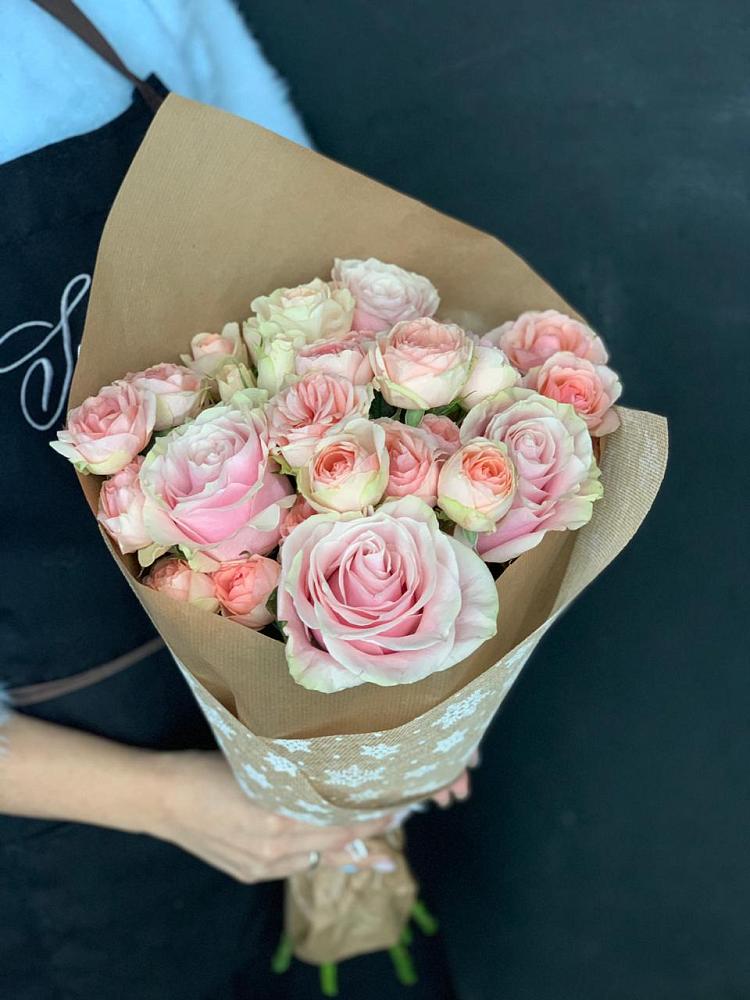 Букет цветов из: Хризантемы и Розы в Митякинской