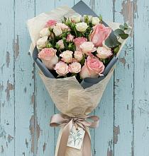 Букет цветов из:  Розы в Митякинской