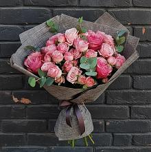 Букет цветов из:  Розы #REPLACE_PRED# Митякинской