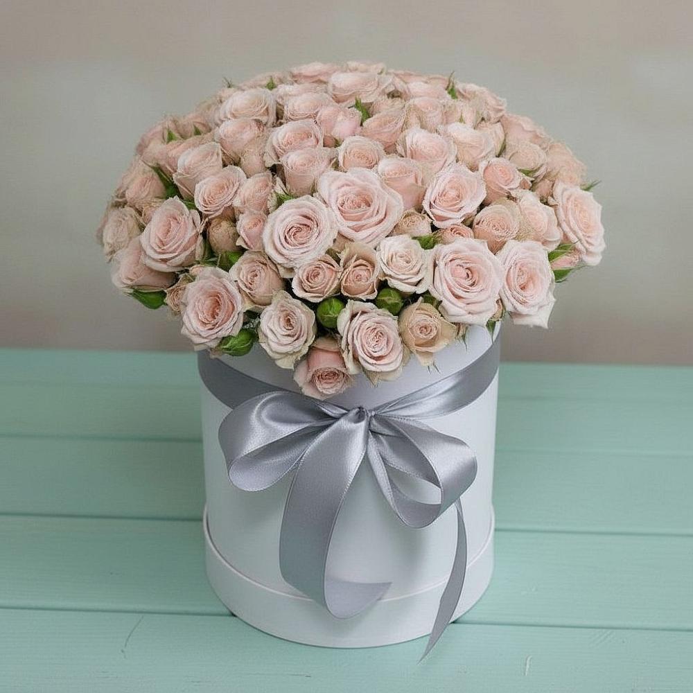 Цветочная композиция из Розы в шляпной коробке в Митякинской